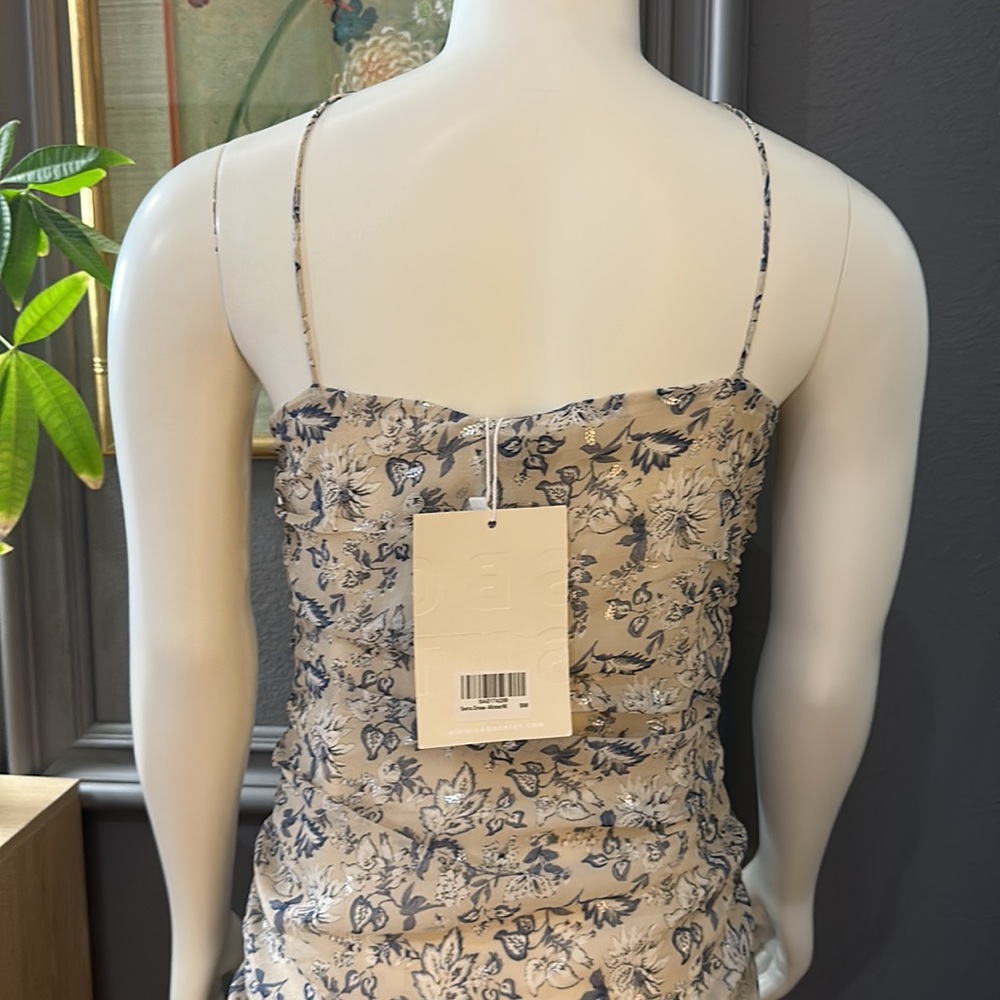 Dress - Picture 8 of 10